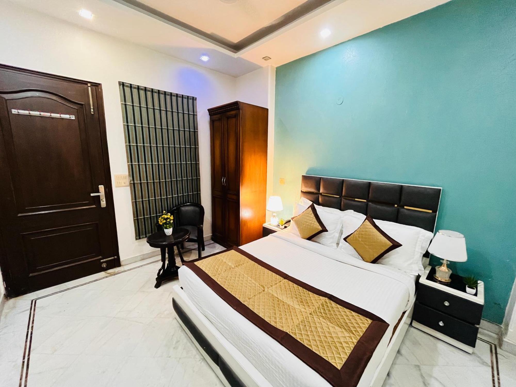 South Inn - Green Park Near Hauz Khas South Delhi New Delhi Exterior photo