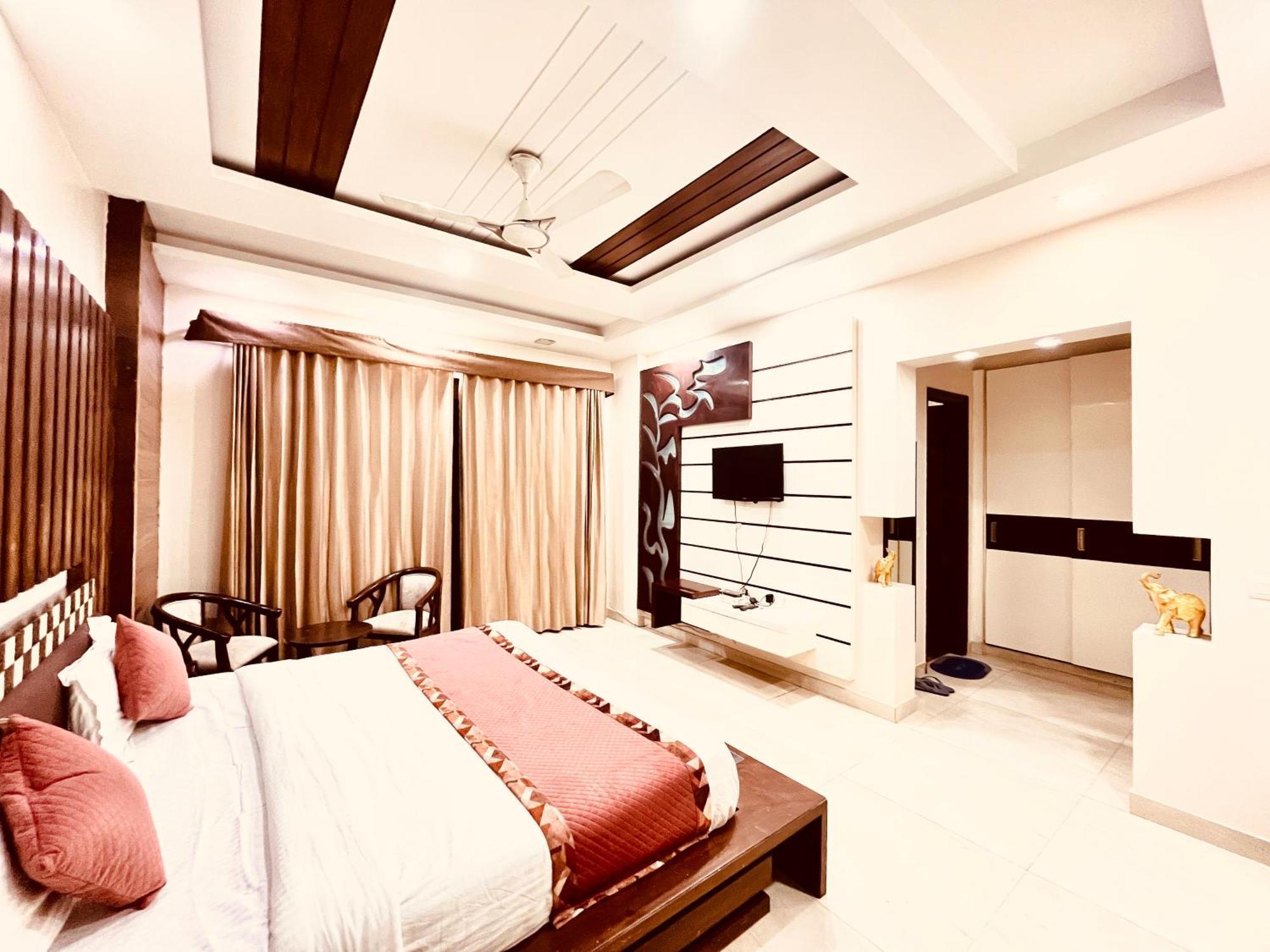 South Inn - Green Park Near Hauz Khas South Delhi New Delhi Exterior photo